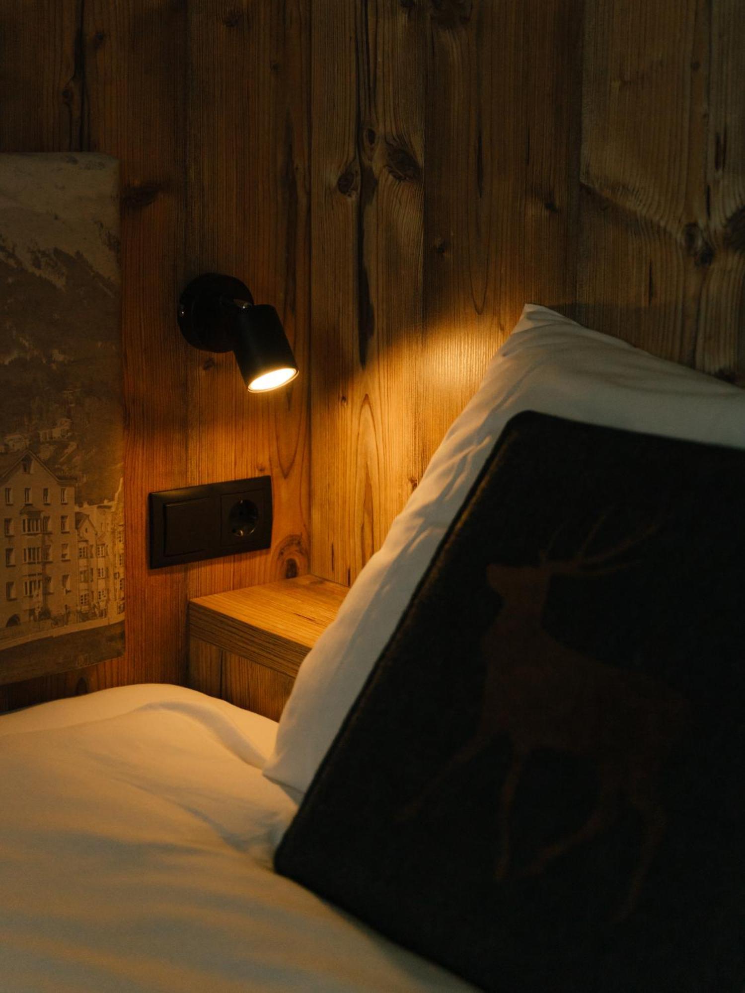 บินเดอร์ บัดเจ็ต ซิตี้-เมาน์เท็น โฮเต็ล Hotel อินส์บรุค ภายนอก รูปภาพ
